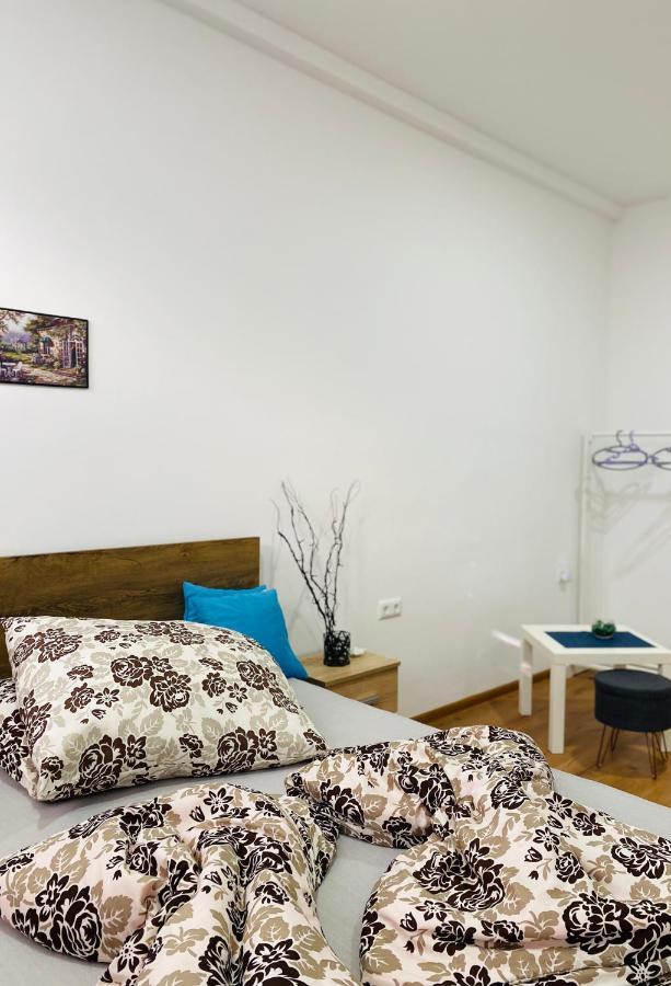 Rooms & Glamping Lana Haus Licko Petrovo Selo Exterior foto
