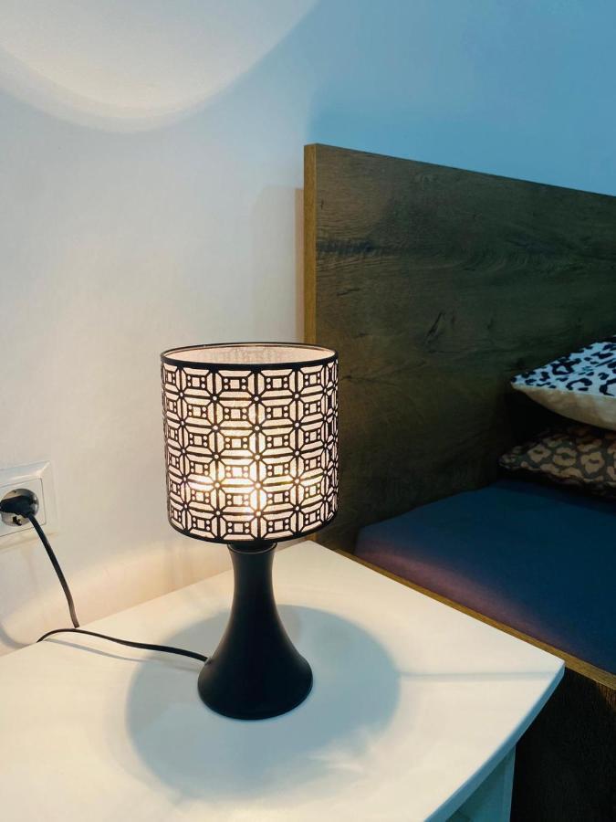Rooms & Glamping Lana Haus Licko Petrovo Selo Exterior foto